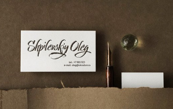 Tiếp nối cảm hứng với nghệ thuật khắc chữ lên danh thiếp Add-a-touch-of-calligraphy thiet ke bo nhan dien thuong hieu dep