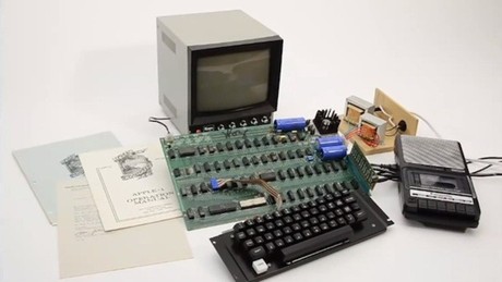 Máy tính đầu tiên của Apple được đấu giá với giá 666.000 USD