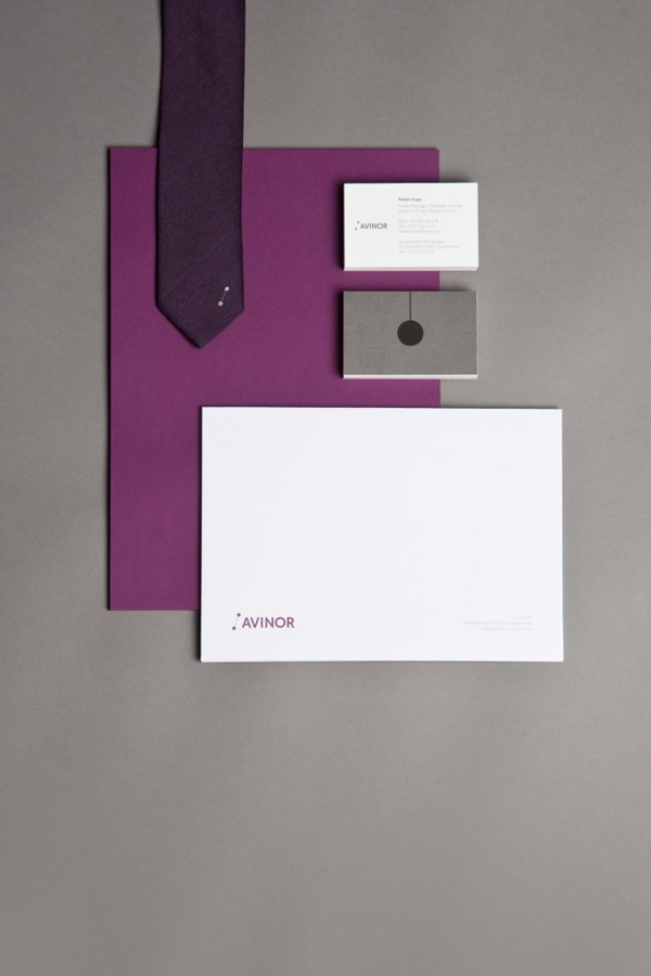 25 Mẫu xây dựng bộ nhận diện thương hiệu ấn tượng 25 Examples of Minimal Branding & Identity