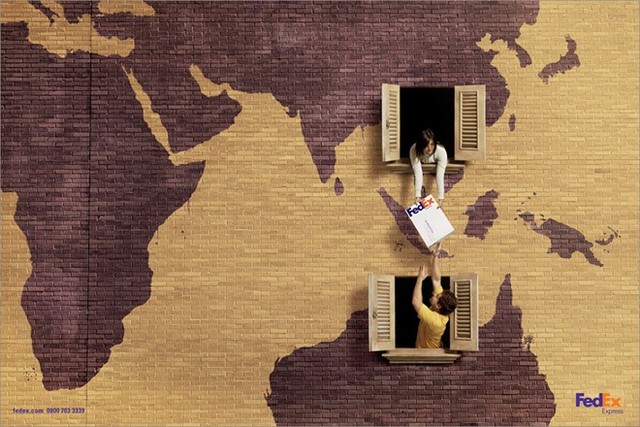 Hãng chuyển phát nhanh FedEx có cách rất riêng để thể hiện sự có mặt của mình trên toàn thế giới. Không thể không xem những quảng cáo sáng tạo này ?
