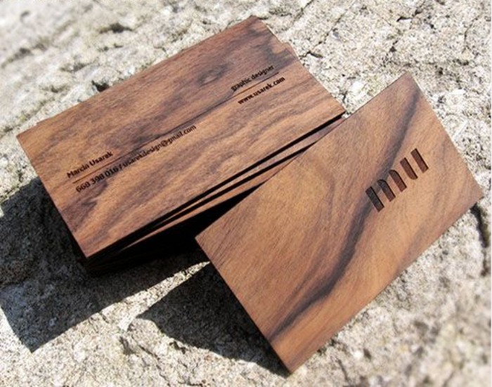 Wood-Business-Card-Leeroy