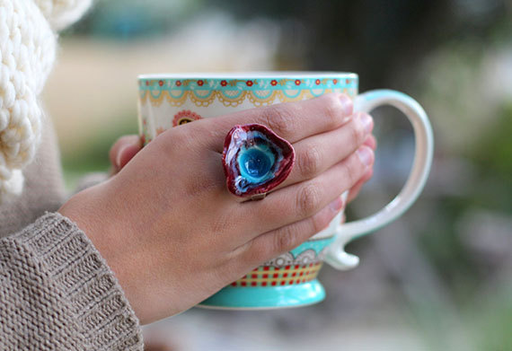 6 mẹo đối phó với việc chụp ảnh sản phẩm có kích thước nhỏ image-teacup meo chup anh san pham dep