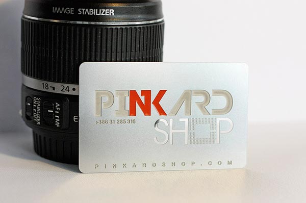 Thiet ke bo nhan dien thuong hieu sang tao Pinkard-Shop-Photography-lasercut-business-card-design